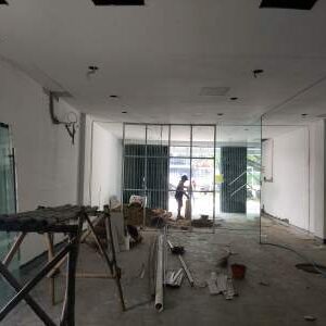 Persiapan Pemasangan Partisi Kantor di Tangerang Selatan